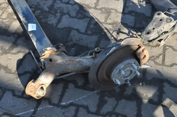 Honda OE 422163 Achterbalk Ophanging Gebruikt image 7