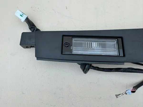 OEM 92501-2S500 Garniture Hayon Kia Ceed III image 3
