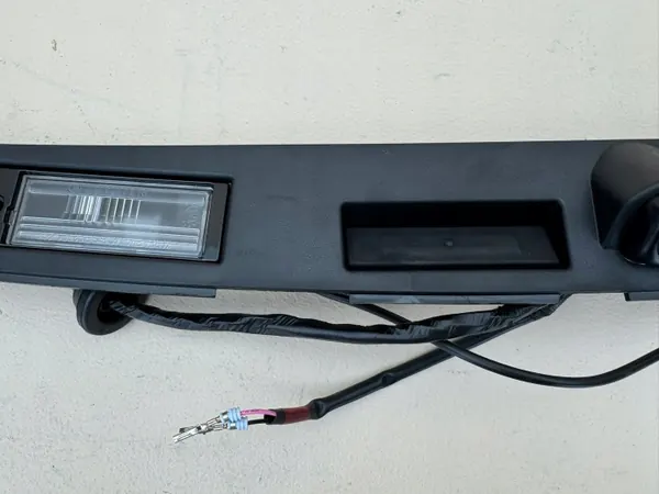 OEM 92501-2S500 Garniture Hayon Kia Ceed III image 4
