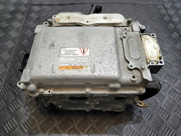 OEM G9200-30130 Accu Inverter Converter Lexus IS III image 2