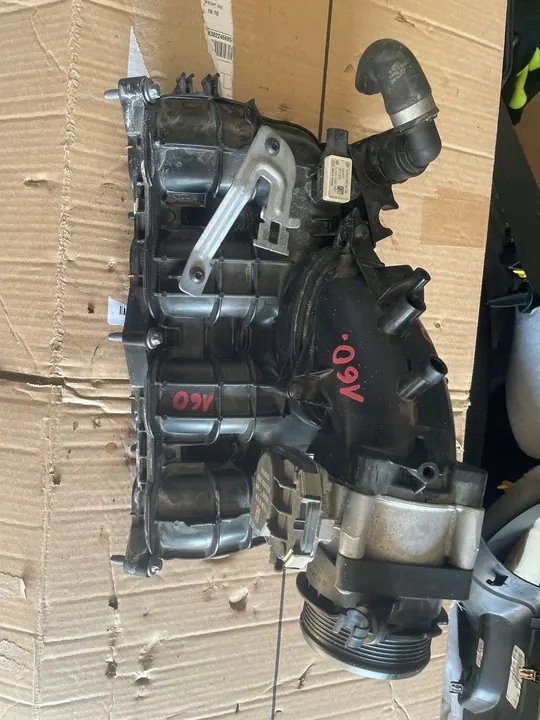 Inlaatspruitstuk + Gasklep MERCEDES W177 W118 A35 AMG A260090280Q image 4