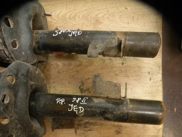 Ammortizzatore Anteriore Sinistro KYB Ford Mondeo IV image 2