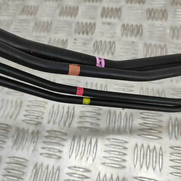 Bromsledningar Toyota C-HR OEM 47322F4011 - Begagnad image 7