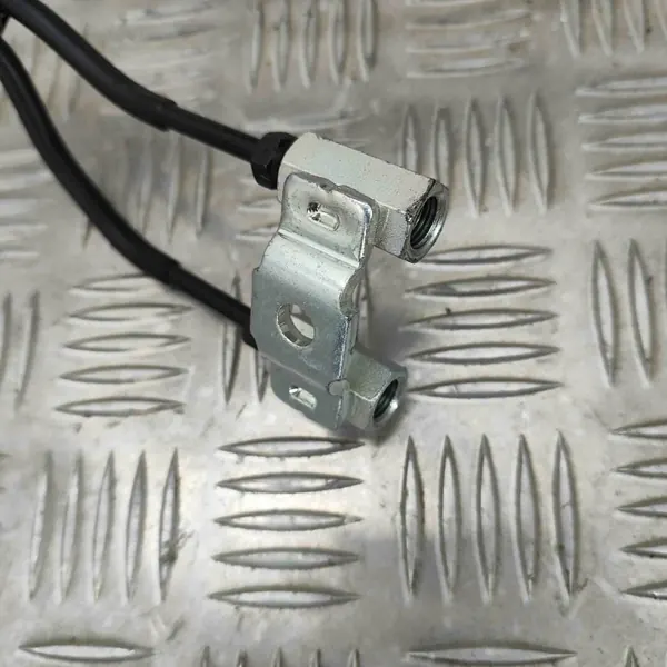 Bromsledningar Toyota C-HR OEM 47322F4011 - Begagnad image 8