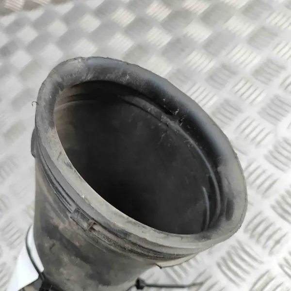 Luftrohr VW AMAROK 2.0L Diesel 2015 2H0129618 image 4