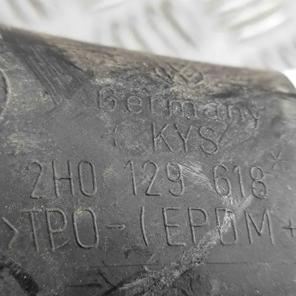 Luftrohr VW AMAROK 2.0L Diesel 2015 2H0129618 image 6