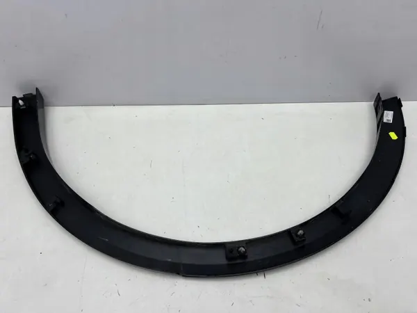 Ford Capri EV taka vasen lokasuojan lista OEM R2KB-R286D03-B image 3