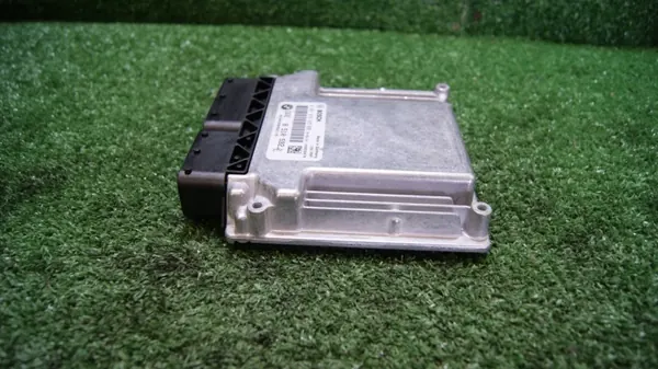 Ordinateur Moteur BMW OEM 0281016925 pour E87 image 4