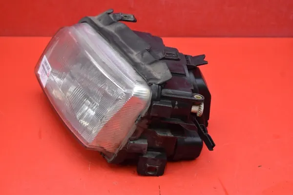 Faros Izquierdo Audi A4 B5 94-99 8D0941003A image 4