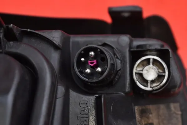 Faros Izquierdo Audi A4 B5 94-99 8D0941003A image 6