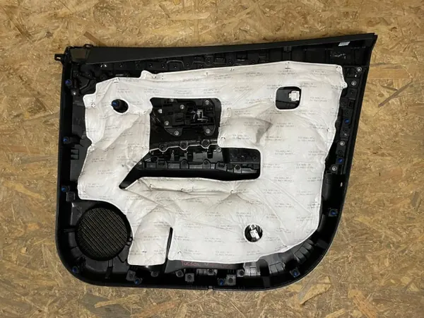 Ovipeite Vasen Etu Nahka LED Hyundai Tucson IV image 4