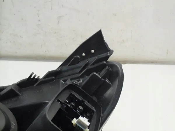 Oikea Ajovalo 260102686R Renault Megane IV image 7