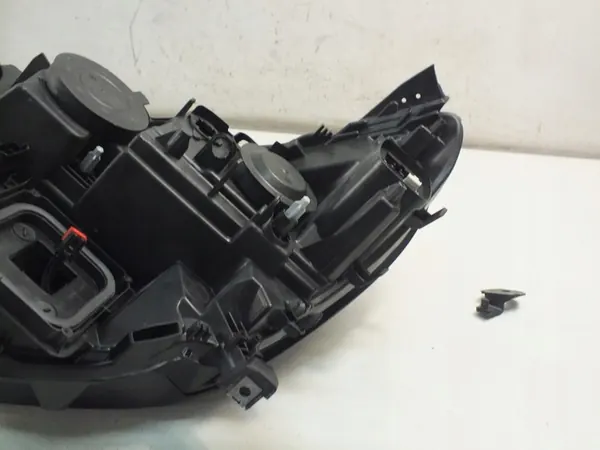 Oikea Ajovalo 260102686R Renault Megane IV image 8