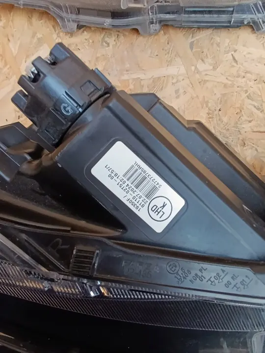 Farol esquerdo direito Toyota Corolla E21 2019-2025 OEM MKNIJ image 5