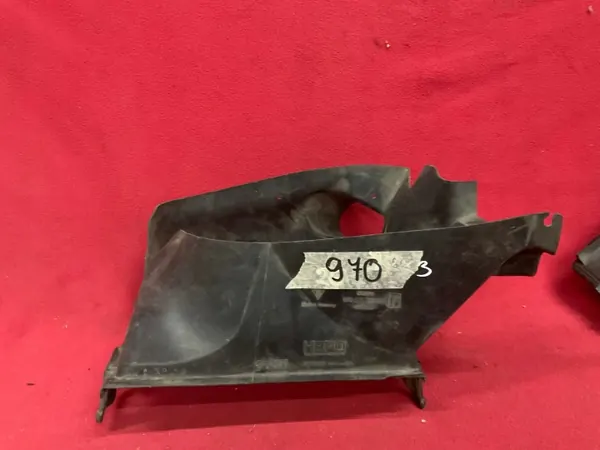 Túnel de ar Porsche OEM 97057532200 - Usado image 4