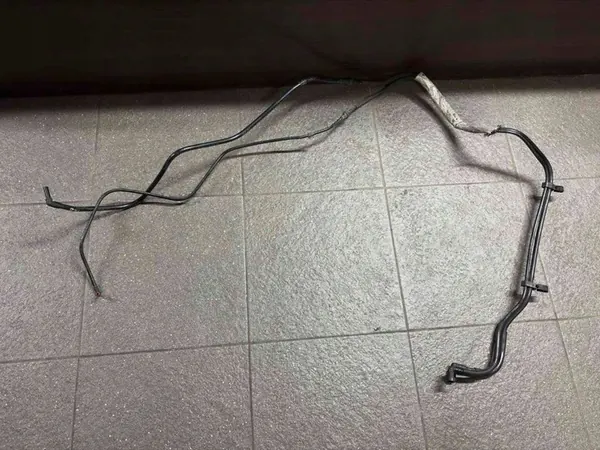 Pièces d'injecteur Ford Transit YC159K159BH image 1