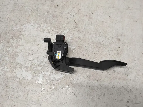 Kaasu-polkimen OPEL CORSA C 00-1.2 9129423 image 3