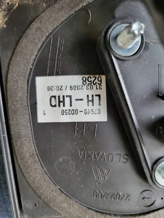 Toyota Yaris II 06- Vasemmanpuoleinen Ulkoinen Peili 3 Pin image 4