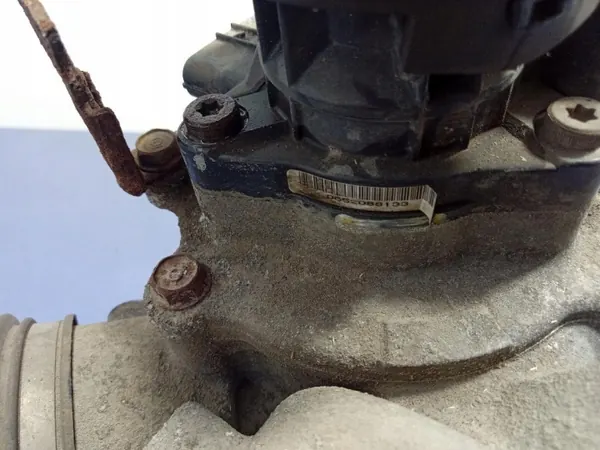 Styrhus Suzuki Swift MK6 04- OEM 63J5 image 8