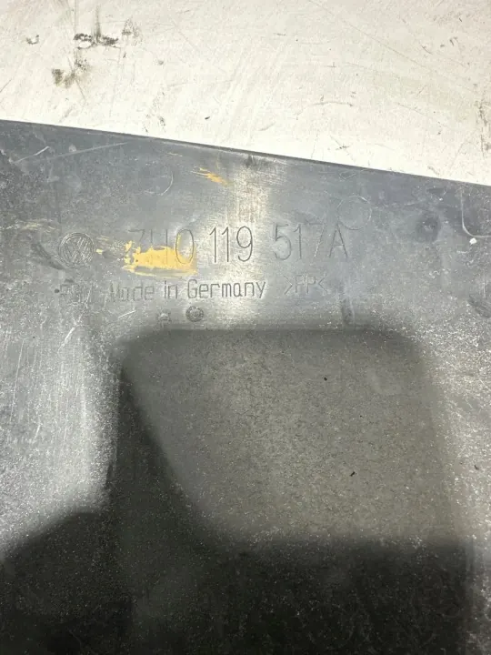Volkswagen batterilock OEM 7H0119517A - Begagnad image 3