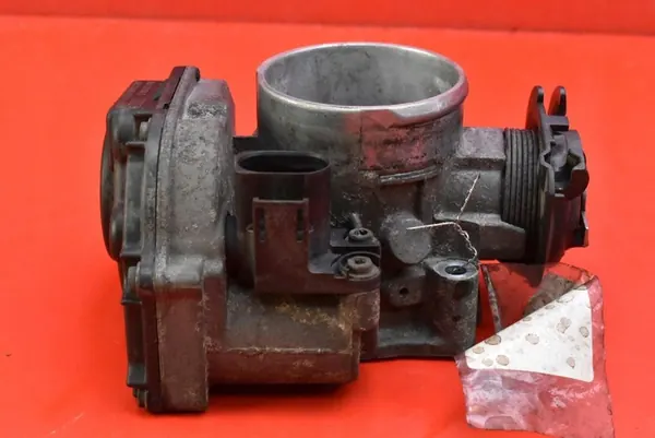 Corpo de borboleta Audi A3 8L 1.8 T 150CV 96-00 image 2