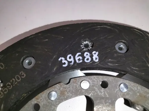 Kytkinlevy BMW 3 E30 E36 83-98 BMW 5 E34 88- OEM 21211223678 image 5