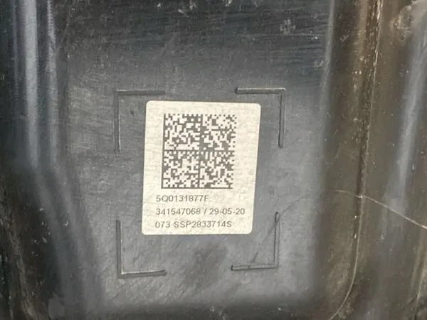OEM 5Q0131877F AdBlue-säiliö Skoda Octavia IV:lle image 7