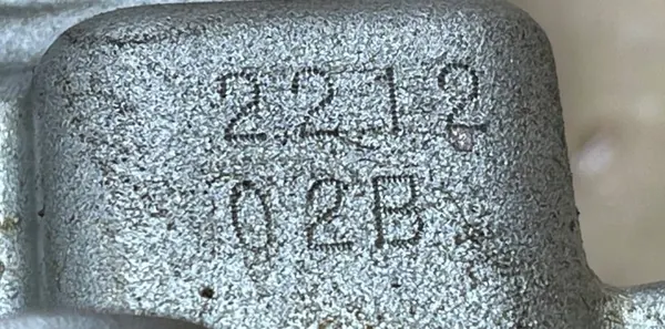 Válvula de bomba de aceite OEM 21310-3N301 Kia Carnival image 5