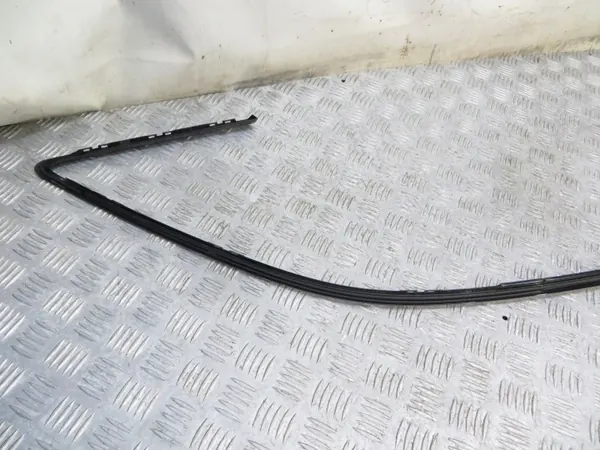 Audi Q3 8U S-Line Rechter Carrosserielijst OEM 116/063 image 5