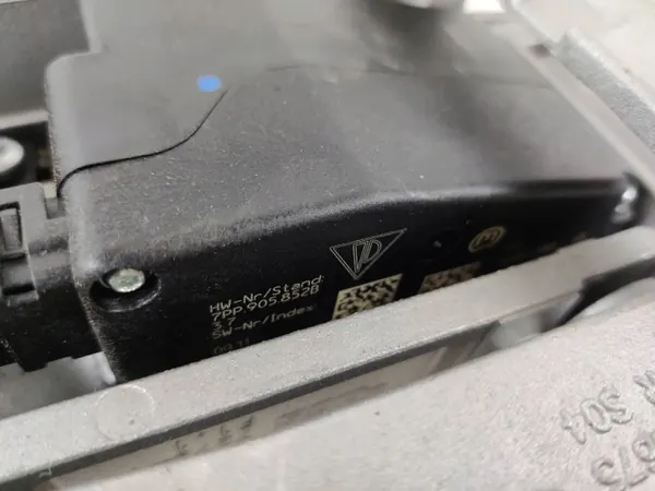 Porsche Panamera ohjauspylväs OEM 97034700719 image 3