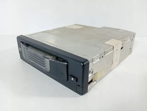 Trocador CD BMW OEM M3S1310005305 - Usado image 3