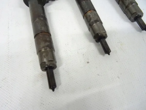 Bosch 0 445 110 276 Gebrauchte Einspritzdüse image 10