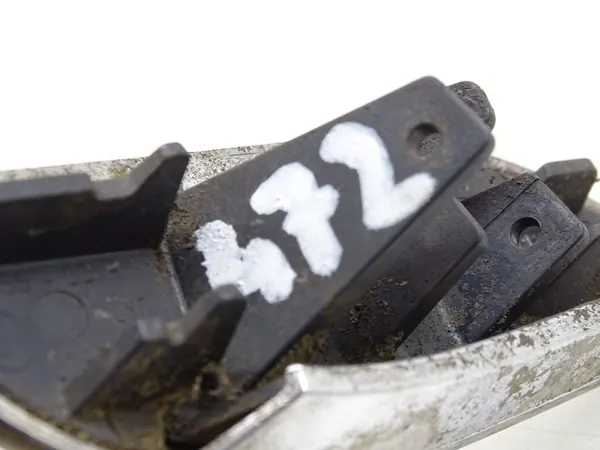 Höger Tvättar Lock Skoda Superb II 3T Krom 3T0955110A image 4