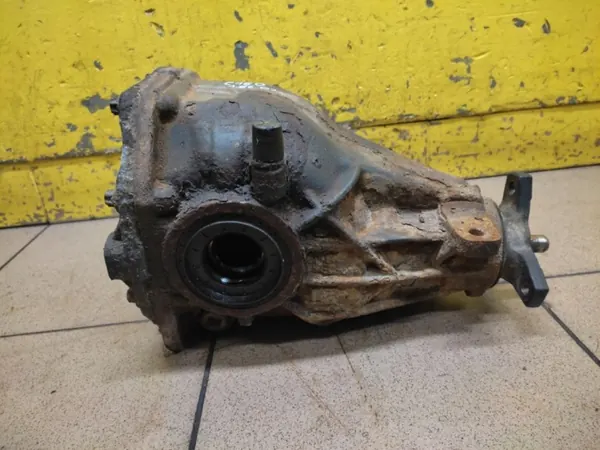 Mercedes W203 1.8 Bakaxel Differential A2033510008 image 3