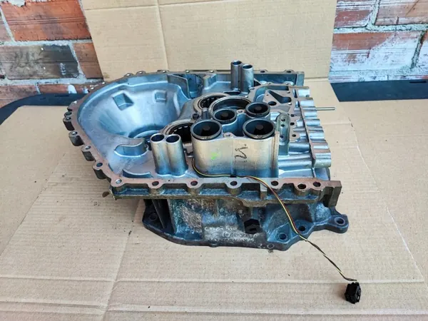 Ford Powershift Växellådshus OEM Begagnad image 8