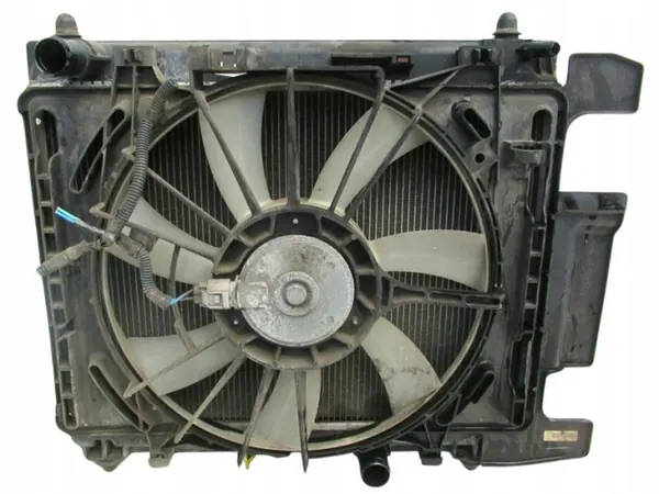 CHŁODNICA WODY Z WENTYLATOREM TOYOTA YARIS II 2005-2011 ROK 1.4D image 3
