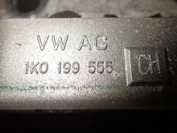 VW SCIROCCO 2.0TDI Supporto cambio 1K0199555CH image 3