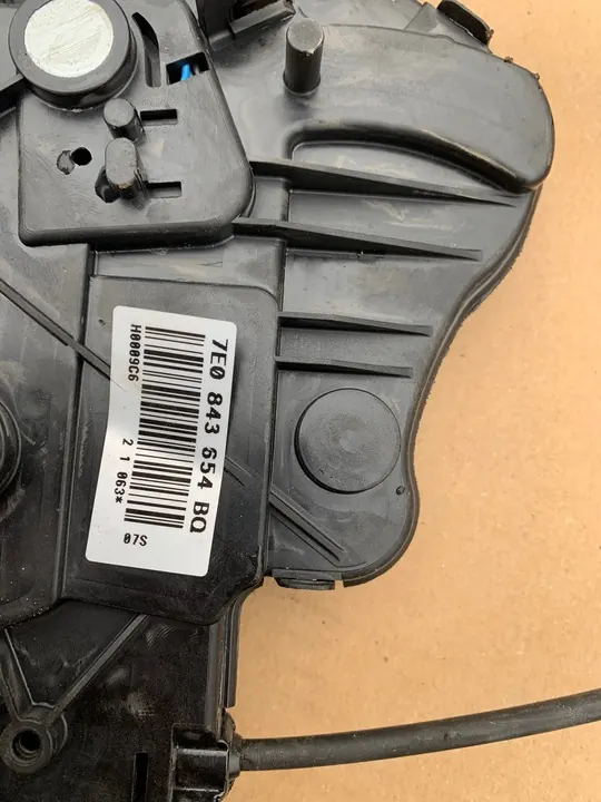 Dörrlås VW Transporter Höger Bak OE VAG 7E0843654BQ image 2