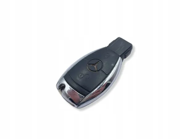 Chave Mercedes OEM UHP2236 - 2 Botões Prata Usada image 5