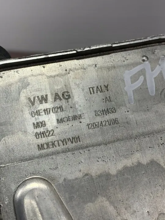 Motorölkühler OEM 04E117021L für Cupra Leon image 4