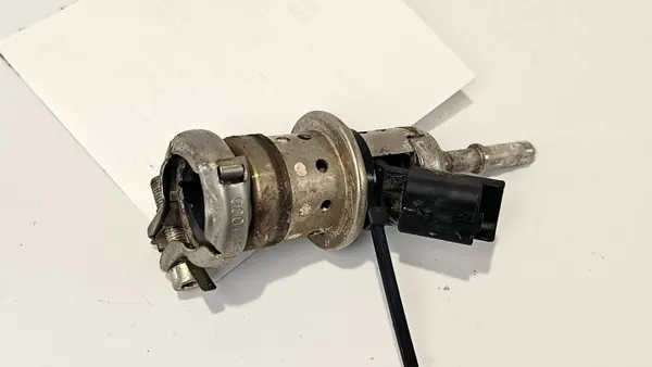 Inyector AdBlue usado OEM 9801187080 para Peugeot 508 II image 4
