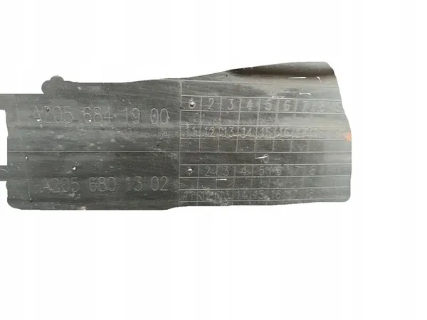 MERCEDES C-Klass W205 Vänster Underkörningsskydd A2056841900 image 5