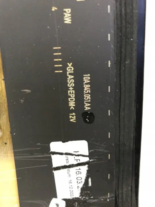 VW ID.3 Heckklappenglas OEM 10A845051AA image 8