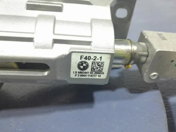 BMW Ohjauspylväs OEM 6883441 2-sarja F44/F40 image 7