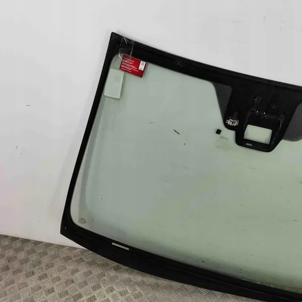 Toyota Avensis Sedan Frontscheibe OEM 43R000134 image 3
