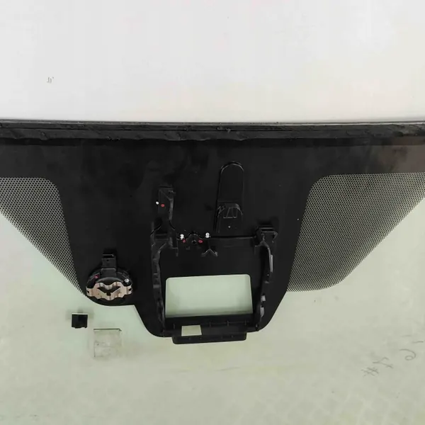 Toyota Avensis Sedan Frontscheibe OEM 43R000134 image 5