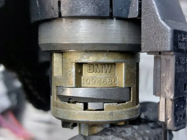 BMW E46 2.0 24V Startpaket 1430273 8382454 8216123 8363706 image 8