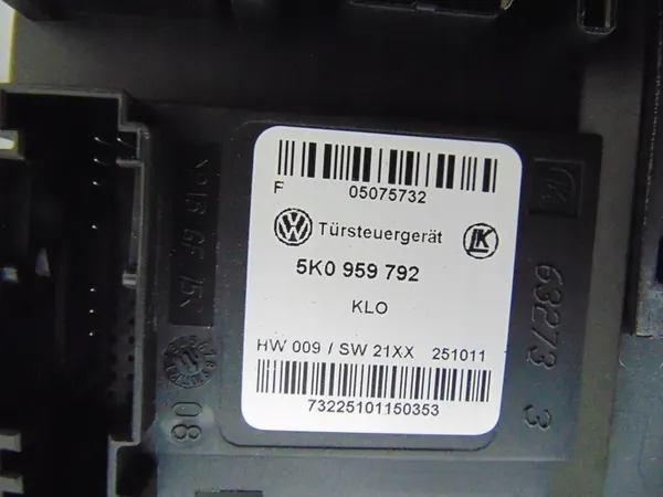 Mecanismo de janela elétrica dianteira direita VW Caddy III image 7