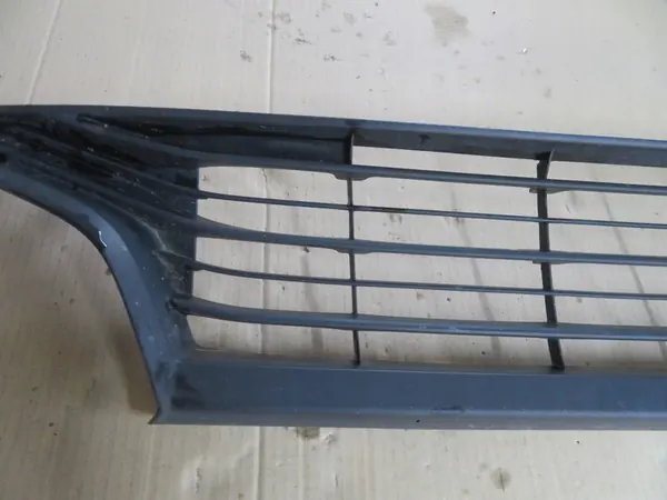 Griglia Paraurti Anteriore Toyota Yaris IV 20- image 3