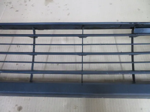 Griglia Paraurti Anteriore Toyota Yaris IV 20- image 4